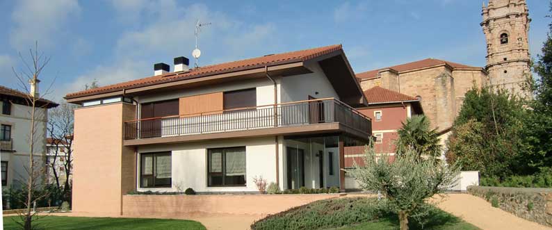 Redacción del Anteproyecto,  Proyecto de Ejecución y Dirección de las obras de la vivienda unifamiliar en Amorebieta. Bizkaia.